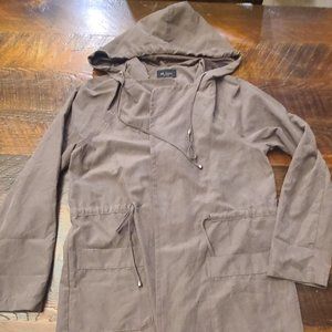 Hooded drawstring jacket